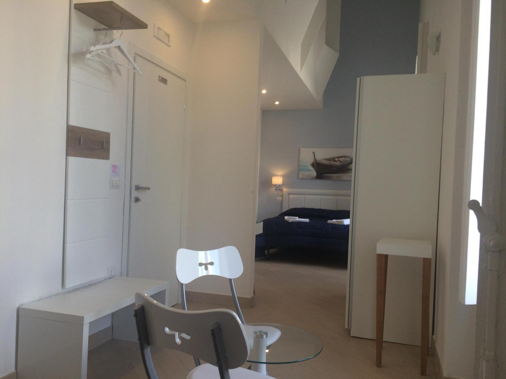 Junior Suite,195128836:JPEG